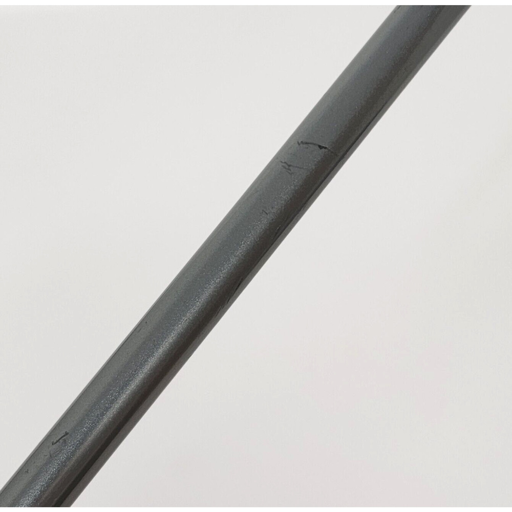 LA Golf LAGP Shaft REIGN Silver Regular 50g 42.75in Long, 0.335" Tip, with Grip - Picture 7 of 12